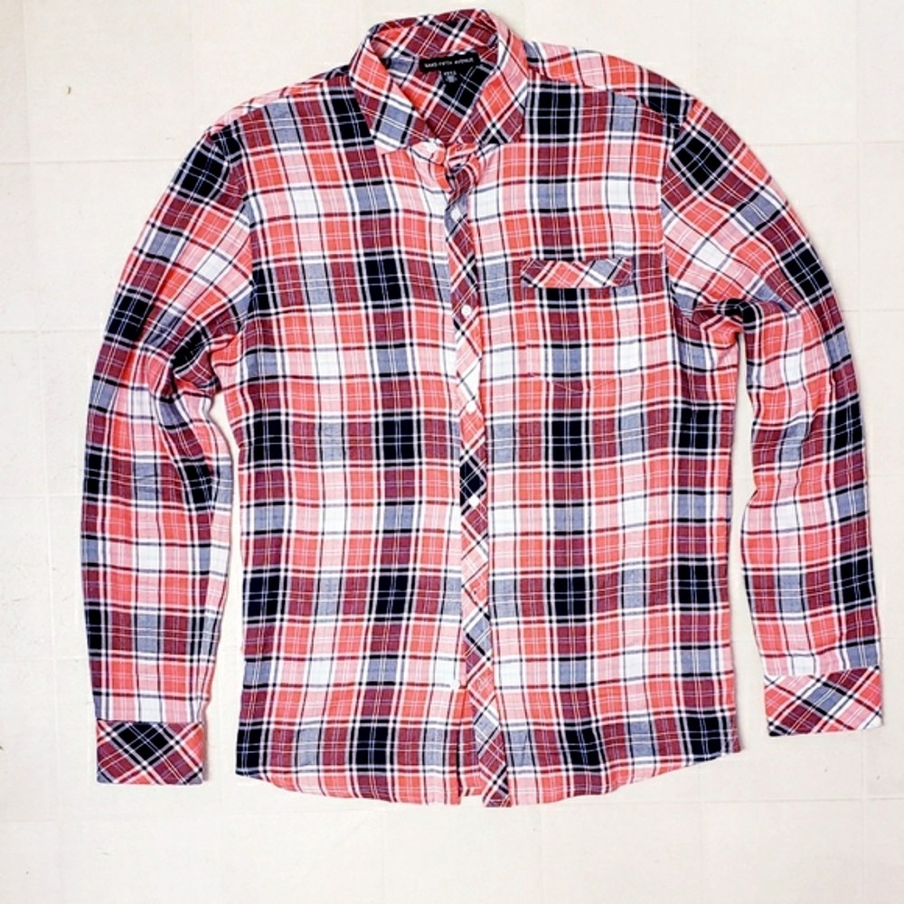 Tag (S) fit (L) Saks Fith Avenue 100% viscose shirt